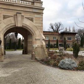 Referenzen - Außenanlagen der Villa der Familie Böck in Zeitz von Köthe Bau GmbH aus Naumburg (Saale)